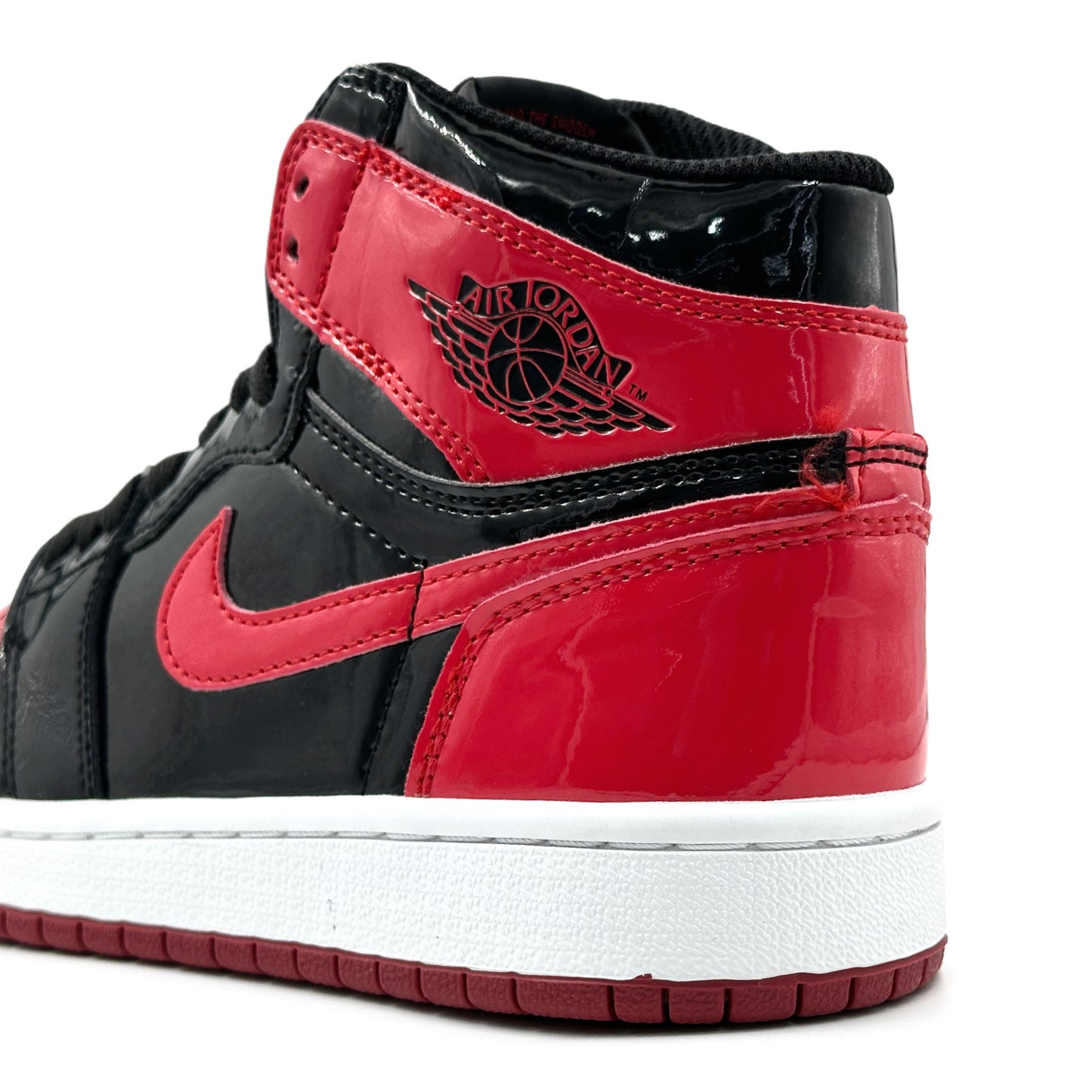 Air Jordan 1 Patent Bred