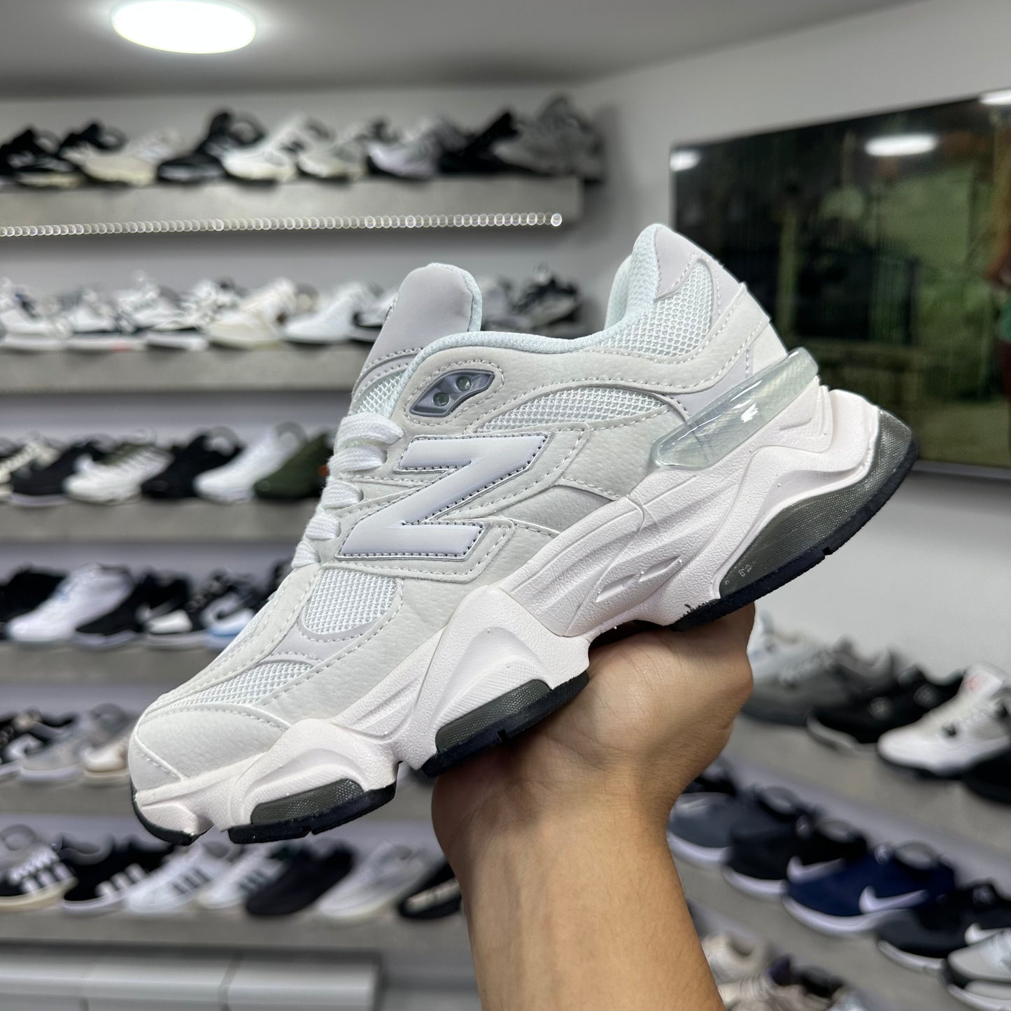 New Balance 9060