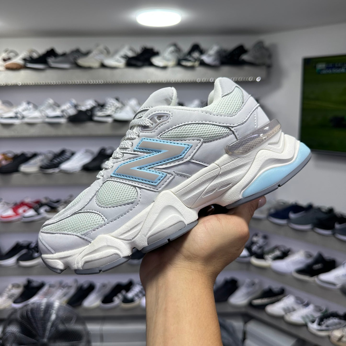 New Balance 9060