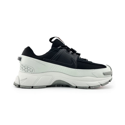 Nike Zoom Vomero Roam Black Light Silver