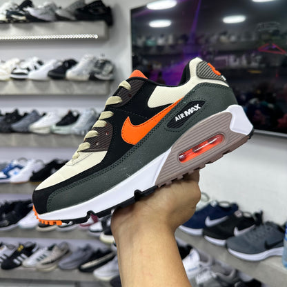 Nike AirMax 90