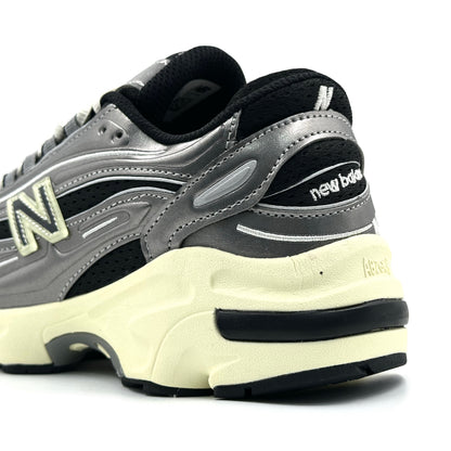 New Balance 1000