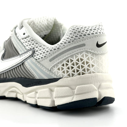 Nike Zoom Vomero 5 Metallic Silver