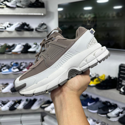 Nike Zoom Vomero Roam Light Bone Mink Brown