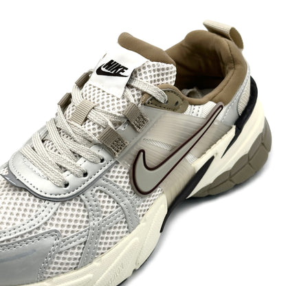 Nike V2K Run Light Orewood Brown