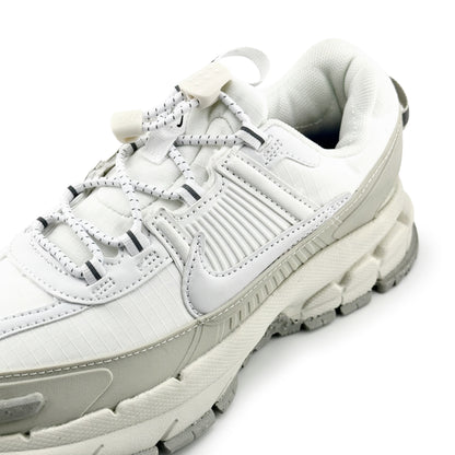Nike Zoom Vomero Roam Summit White
