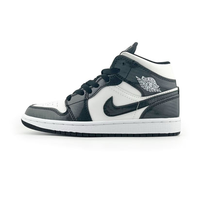 Air Jordan 1 Black Carbon
