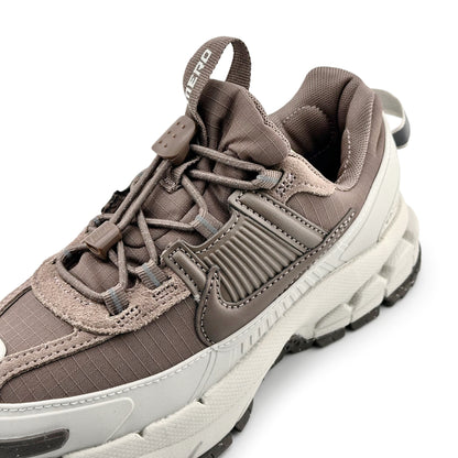 Nike Zoom Vomero Roam Light Bone Mink Brown