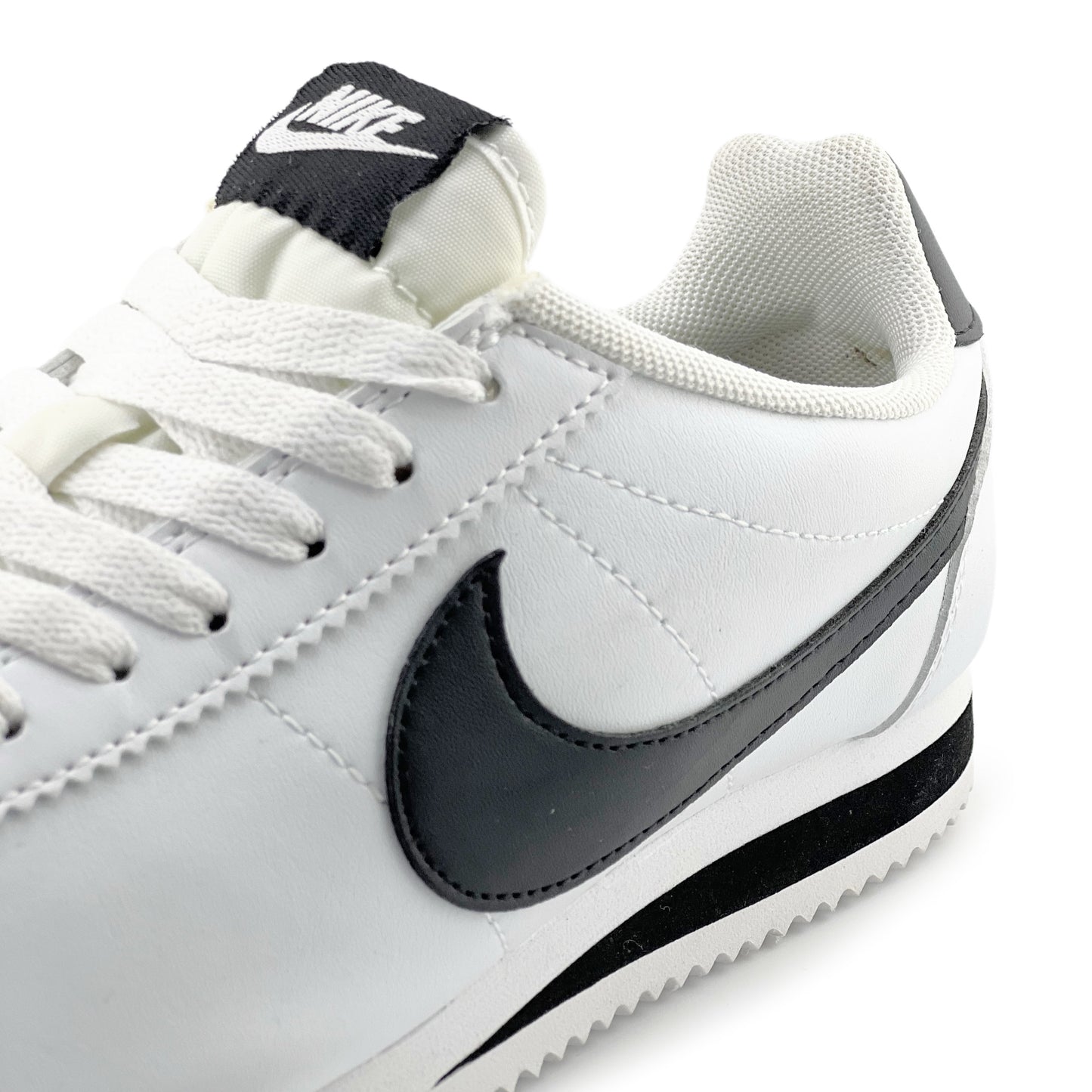 Nike Cortez White Black