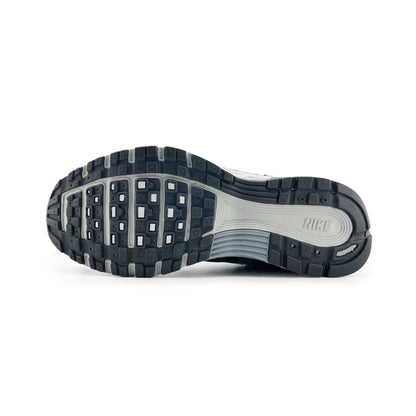Nike P6000