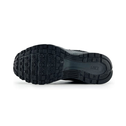 Nike P6000