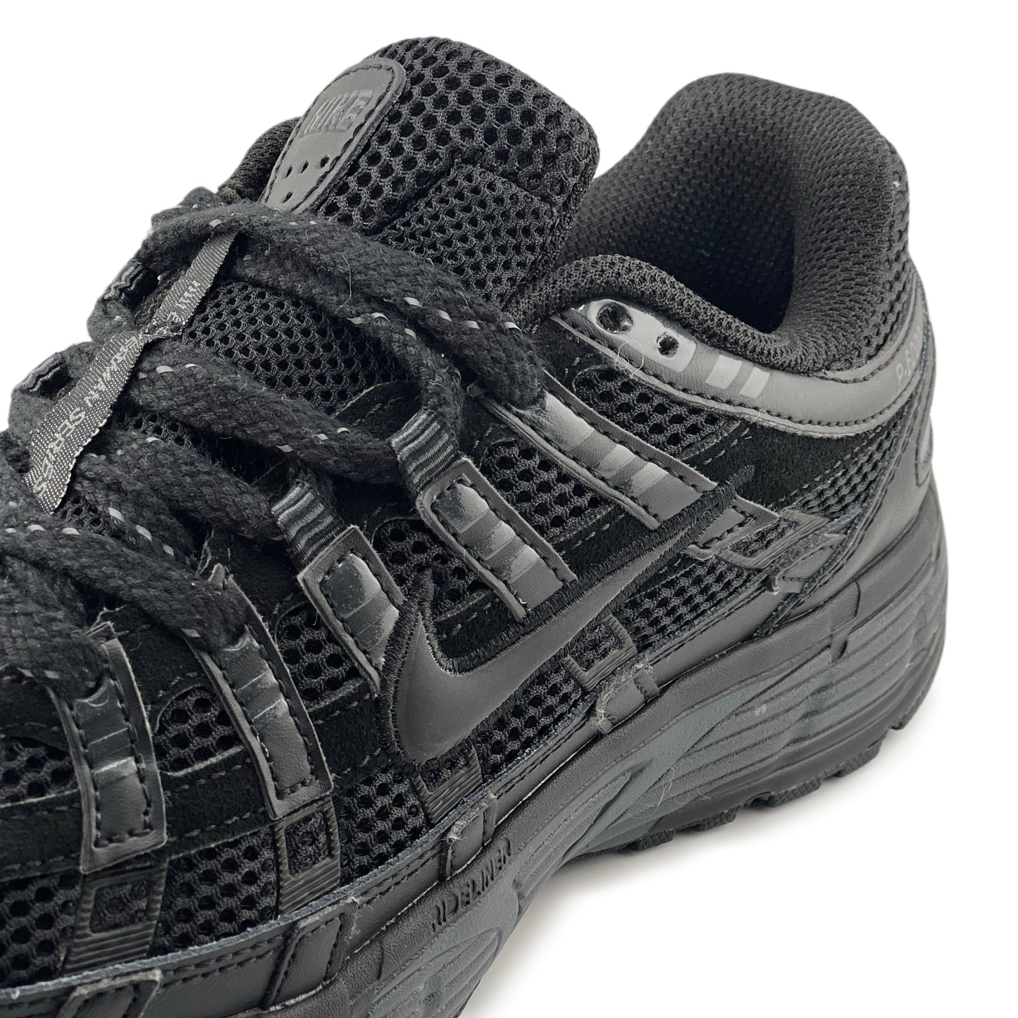 Nike P6000