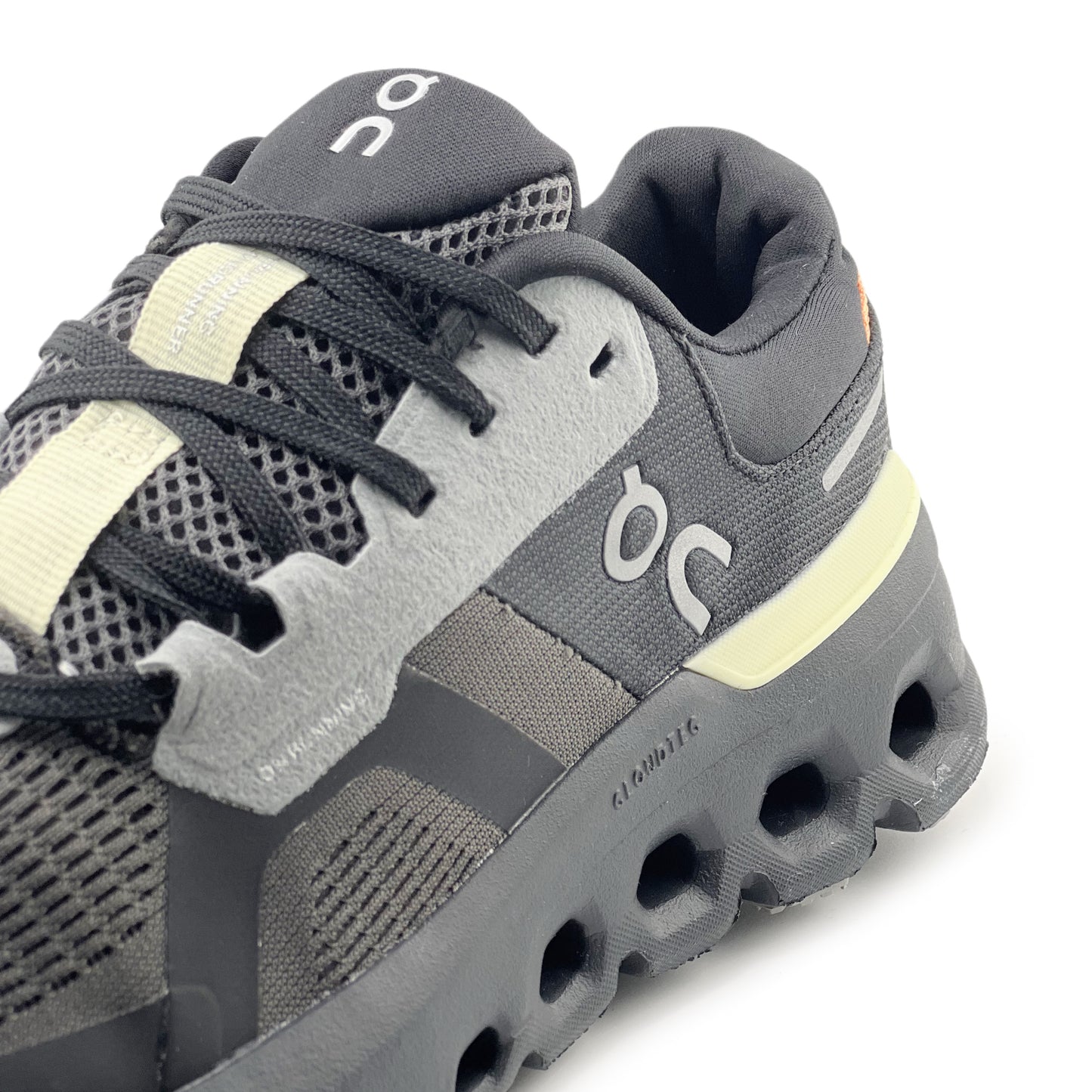 On Cloudrunner 2