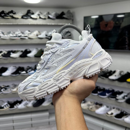 Off White Be Right Back