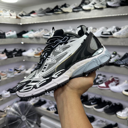 Off White Be Right Back