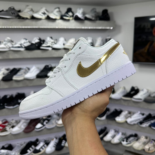 Air Jordan 1 Low